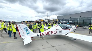 Elflygplanet som flög den 5600 kilometerlånga turen från Alperna till Arktis.